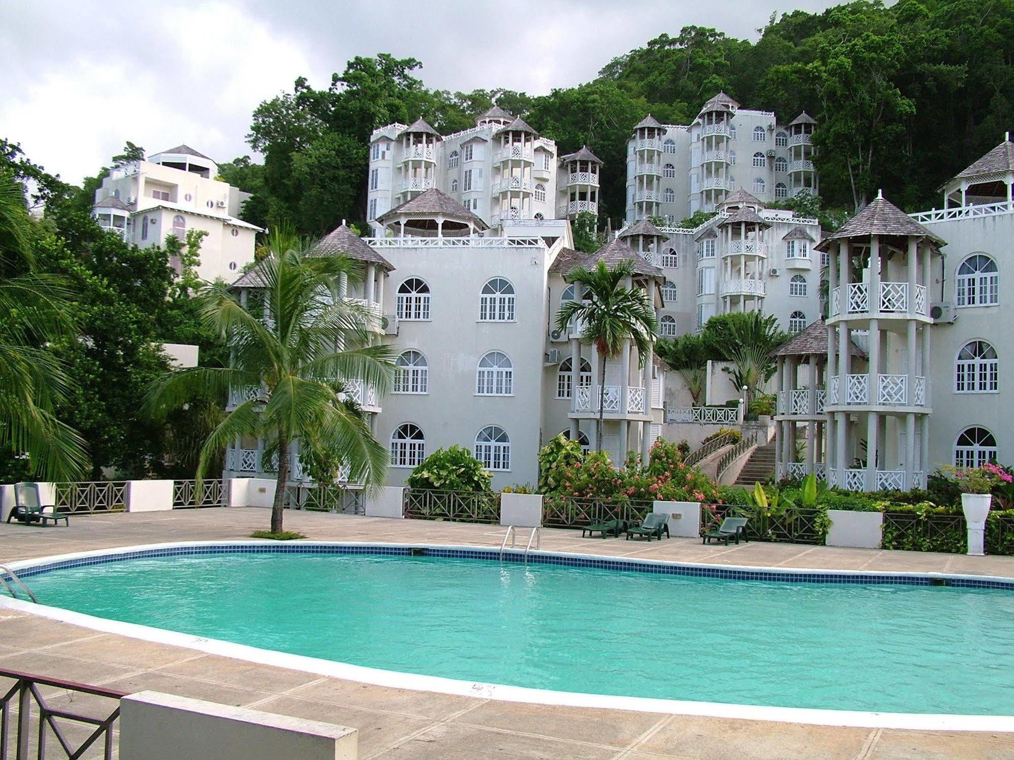 Skycastles Condominiums オーチョ・リオス 設備 写真